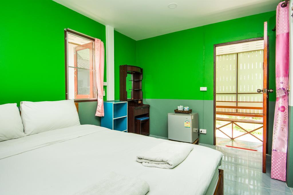Sarm Mork Guest House Mae Hong Son Bagian luar foto