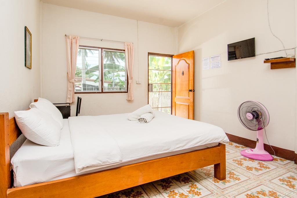 Sarm Mork Guest House Mae Hong Son Bagian luar foto