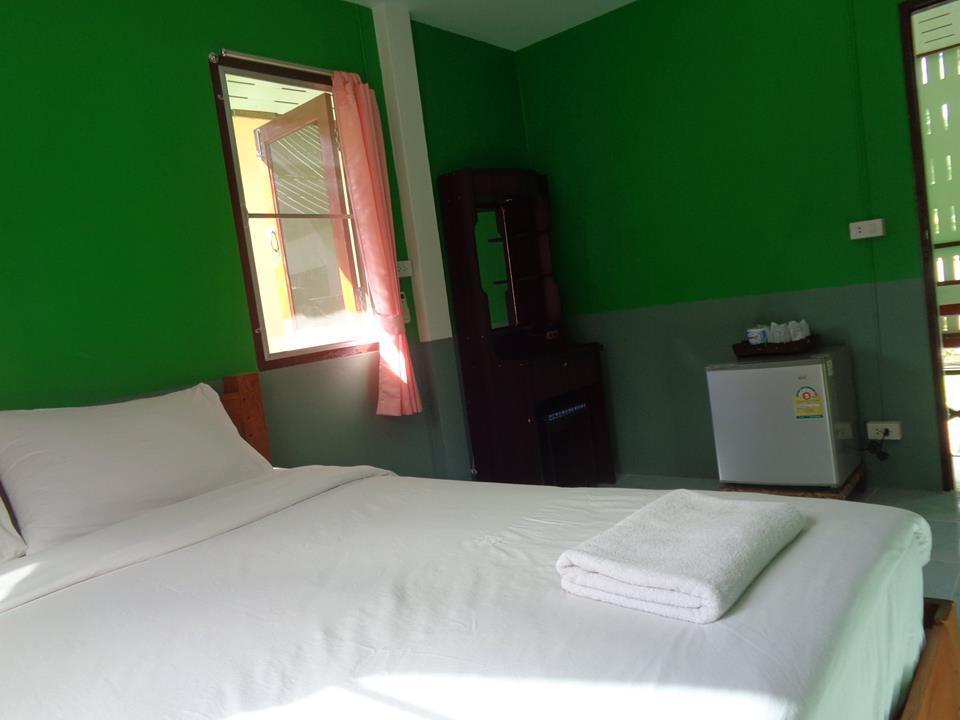 Sarm Mork Guest House Mae Hong Son Bagian luar foto