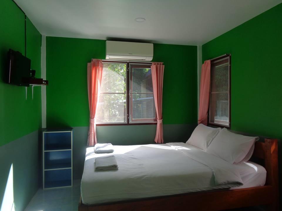 Sarm Mork Guest House Mae Hong Son Bagian luar foto