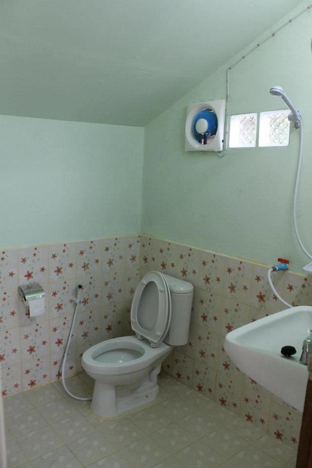 Sarm Mork Guest House Mae Hong Son Bagian luar foto